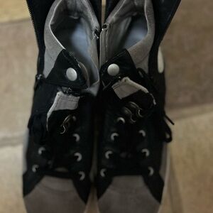 Pataugas Black and Gray High-Top Sneak shoes